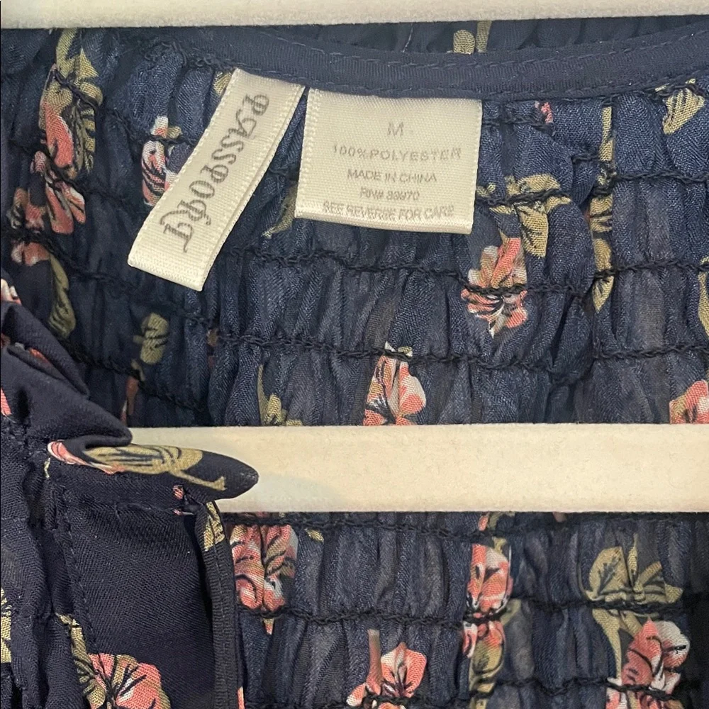 Passport Navy Floral Sheer Blouse Medium - Picture 4 of 8